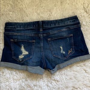 Women’s Express denim shorts